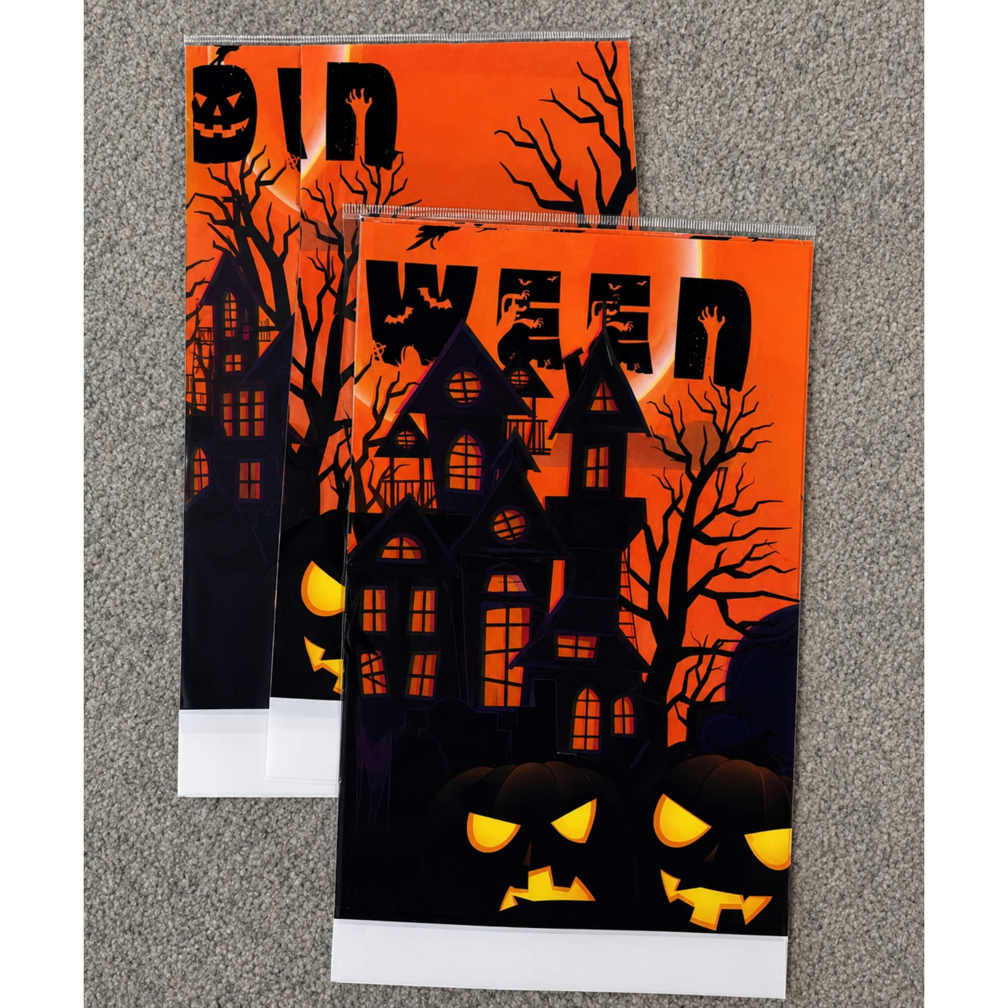 Halloween party tablecloth, packaging