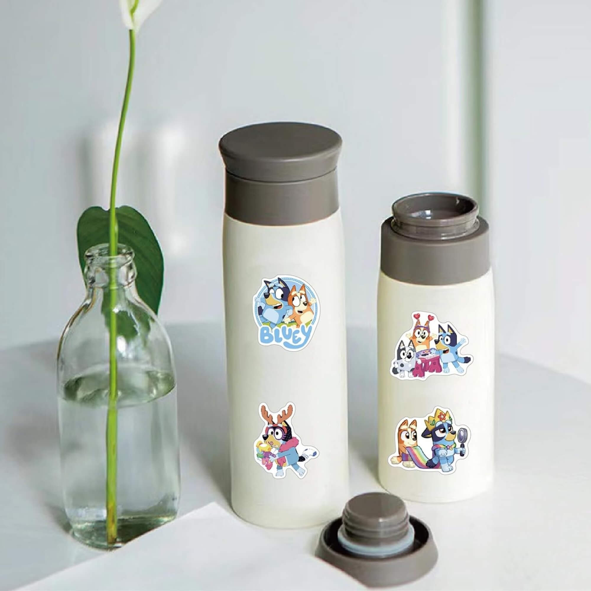 Bluey party stickers, in use