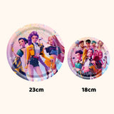 Anime-themed party plates in small and large sizes